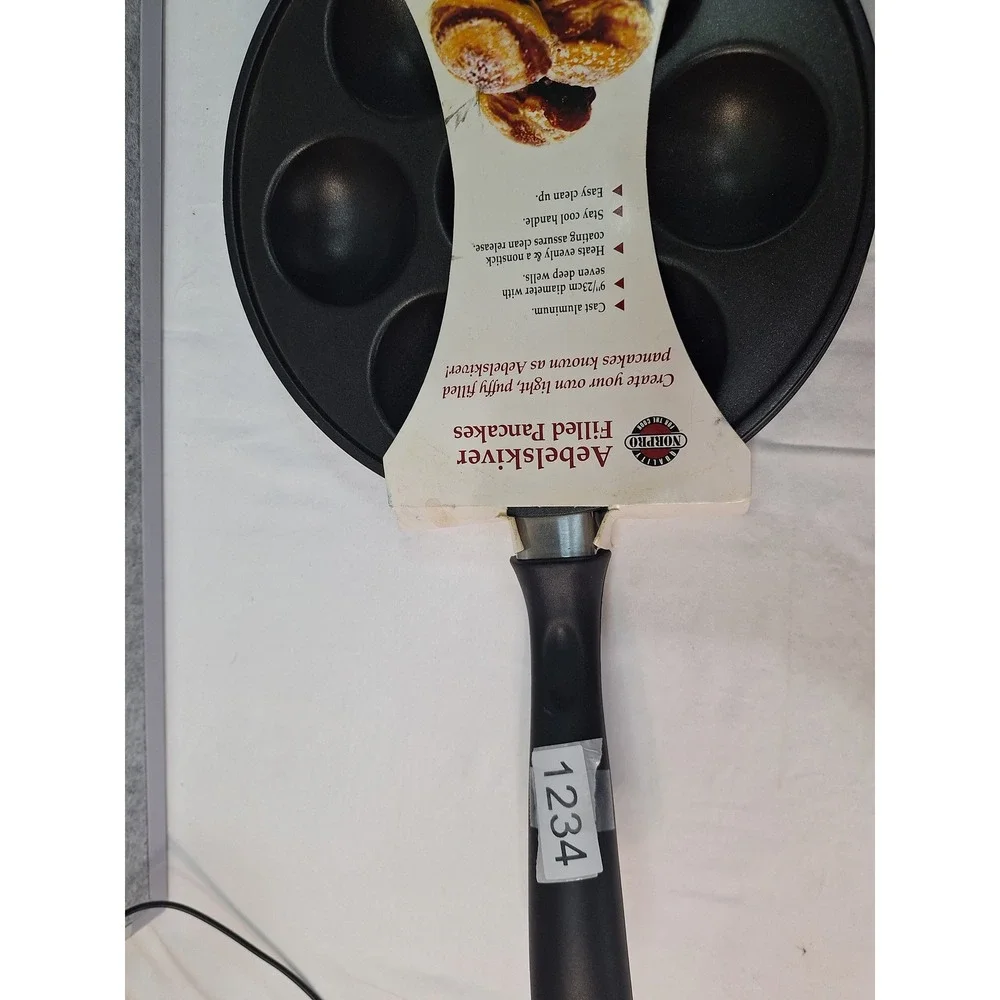Norpro Aebelskiver Filled Pancake Pan 9in Cast Aluminum Nonstick 7 Wells 3113